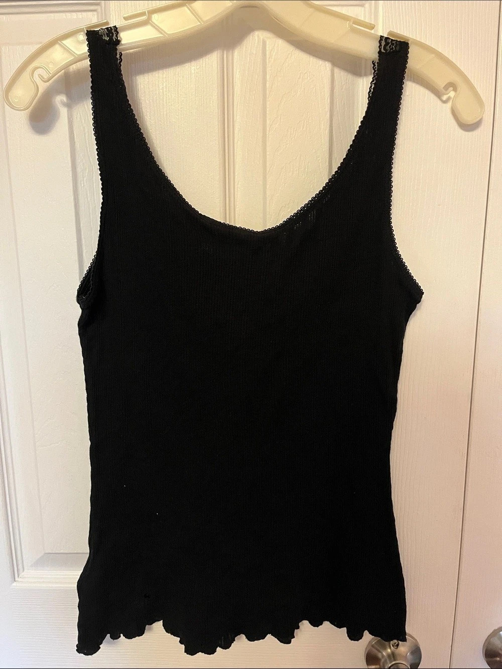 H&M Ribbed Tank Top in Black Size Medium Like New